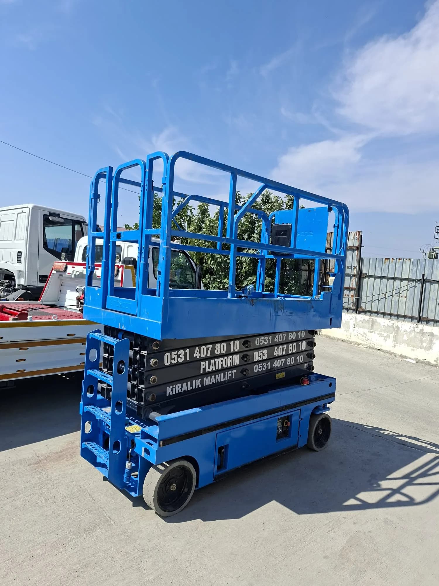 12 Metre Akülü Makaslı Platform kiralama