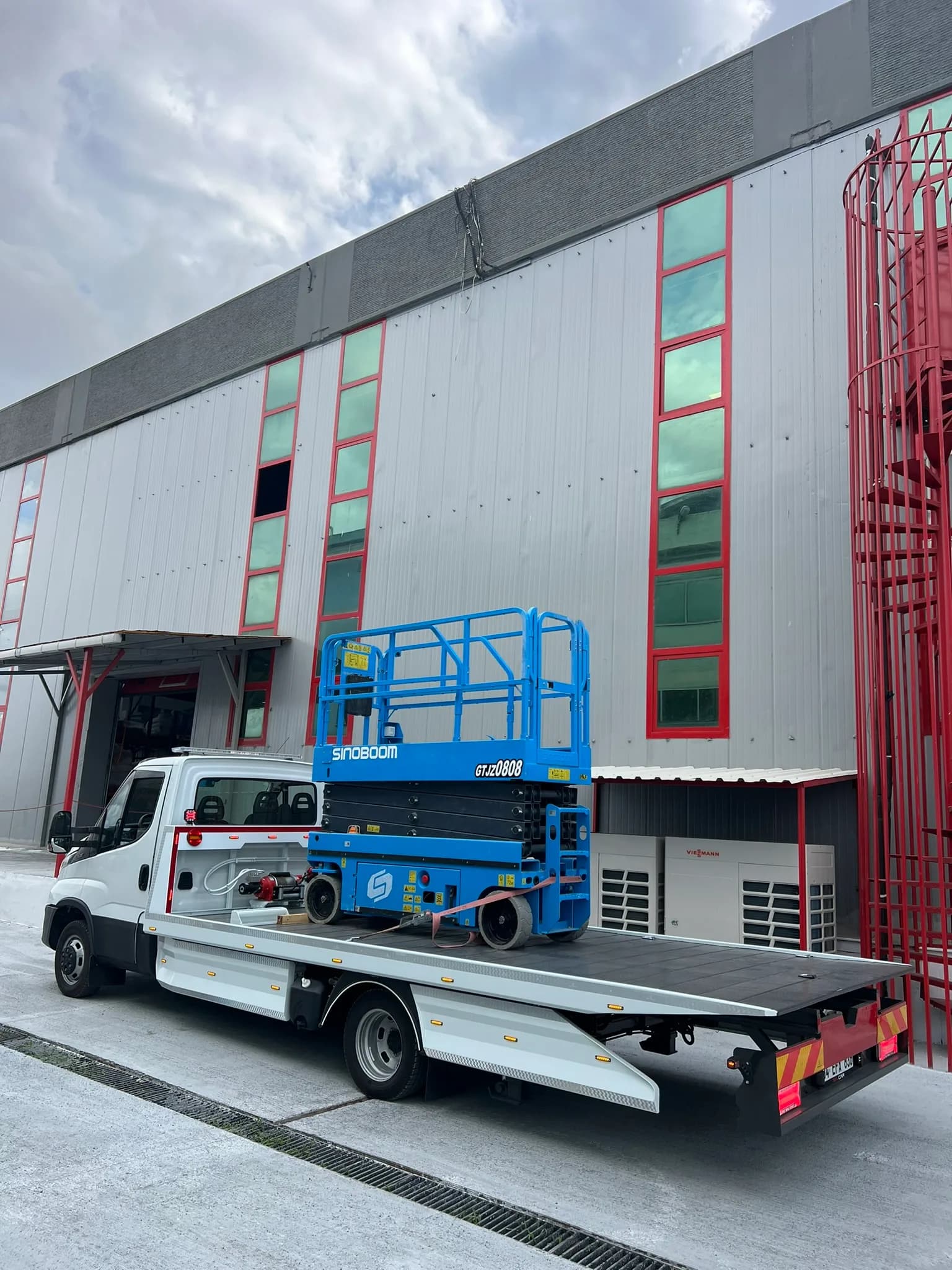 Elektrikli Manlift Kiralama